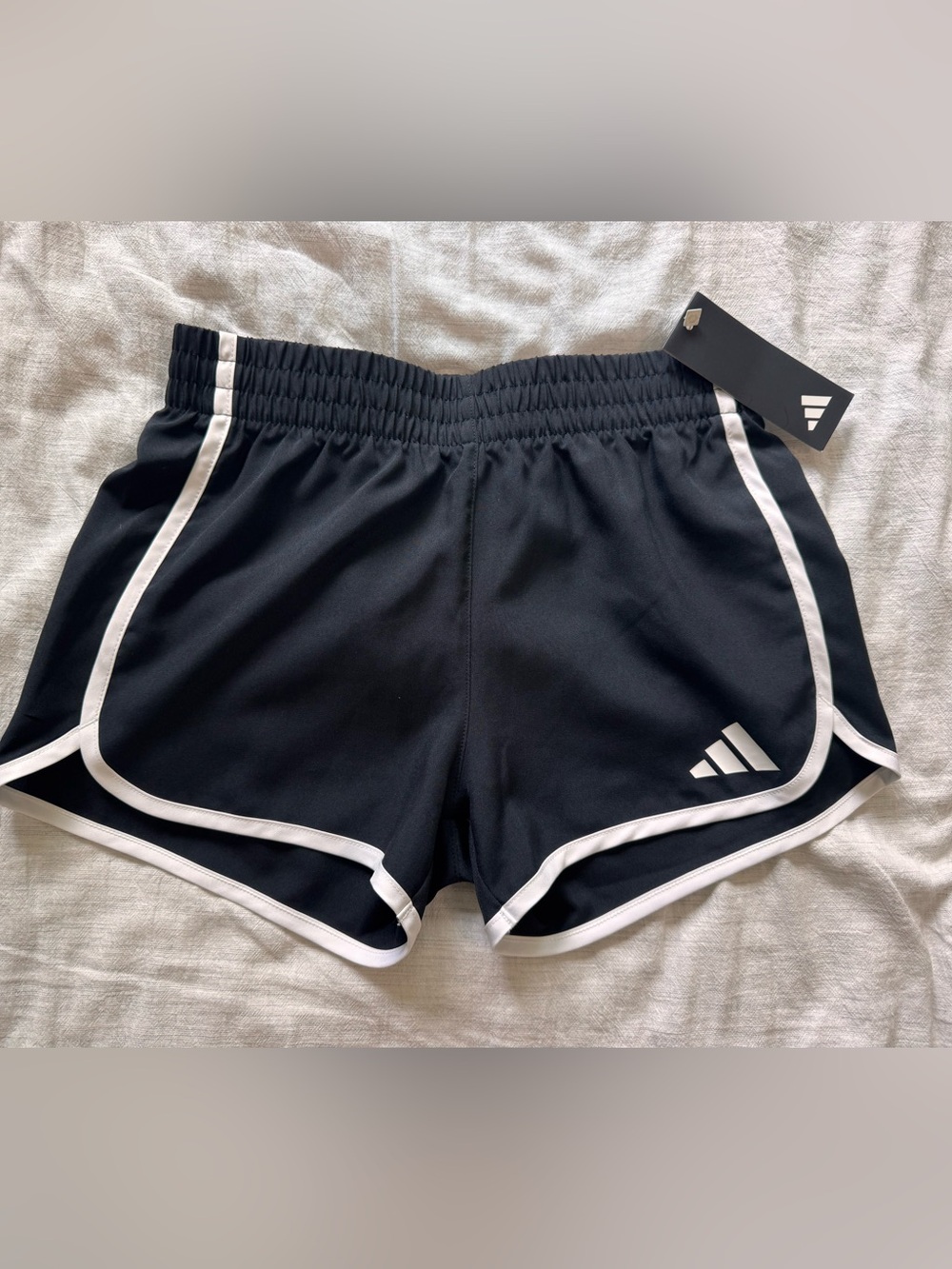 NWT Adidas shorts M 10/12